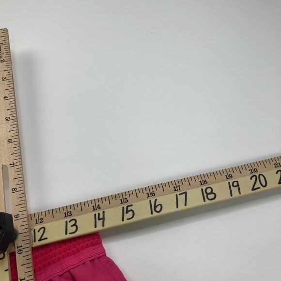 Fabletics Small/Medium (Fits 28W) Non-Lined Elastic Waist 7" Shorts Pink - Picture 4 of 7